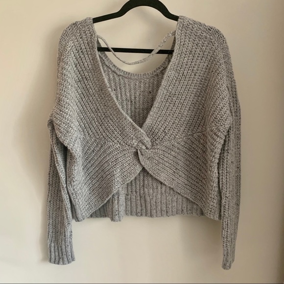 🦋 3 for $20 Plunging Open Back Twist Knit Sweater - Picture 3 of 5